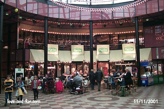 Frühstückstreff im Mövenpick Marché in der Galerie Louise in Hannover